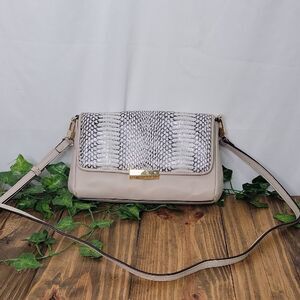 Antonio Melani. Elegant Cream and Silver Snakeskin Bag. EUC